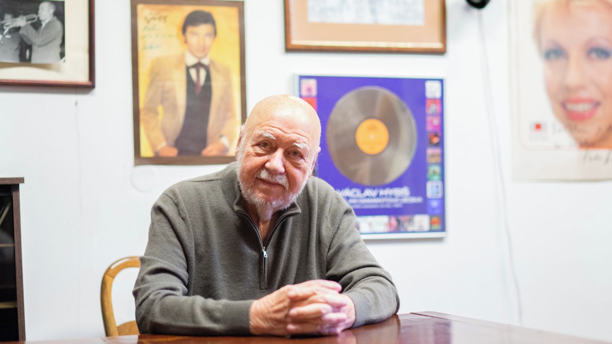 Zemřel Václav Hybš